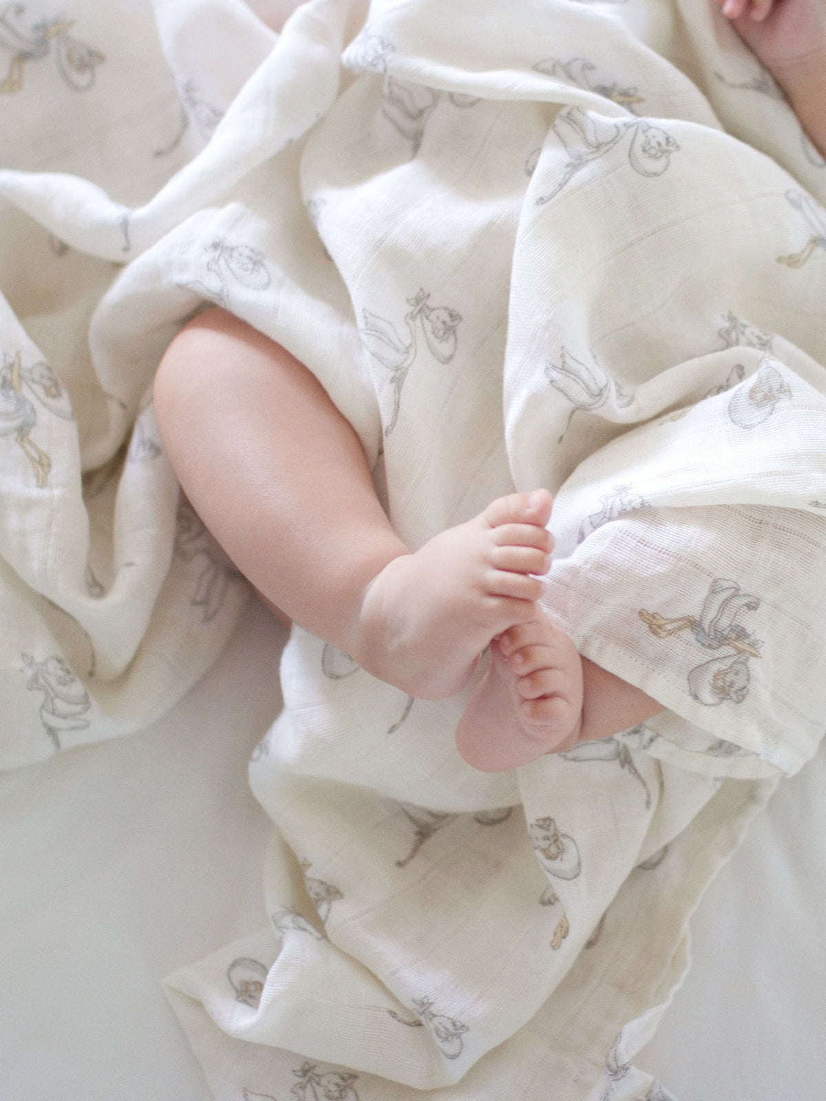 aden + anais White Large 100% Cotton Muslin Blankets 3 Pack