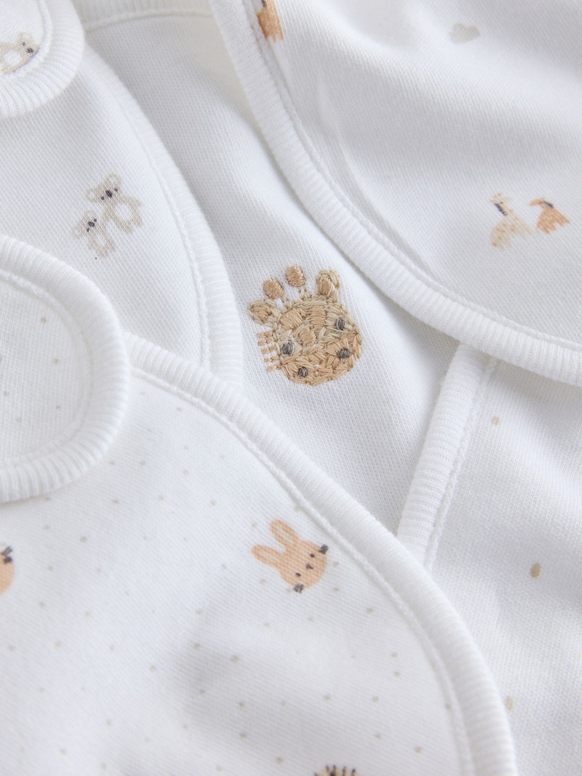 White Mini Safari Animals Baby Bibs 5 Pack
