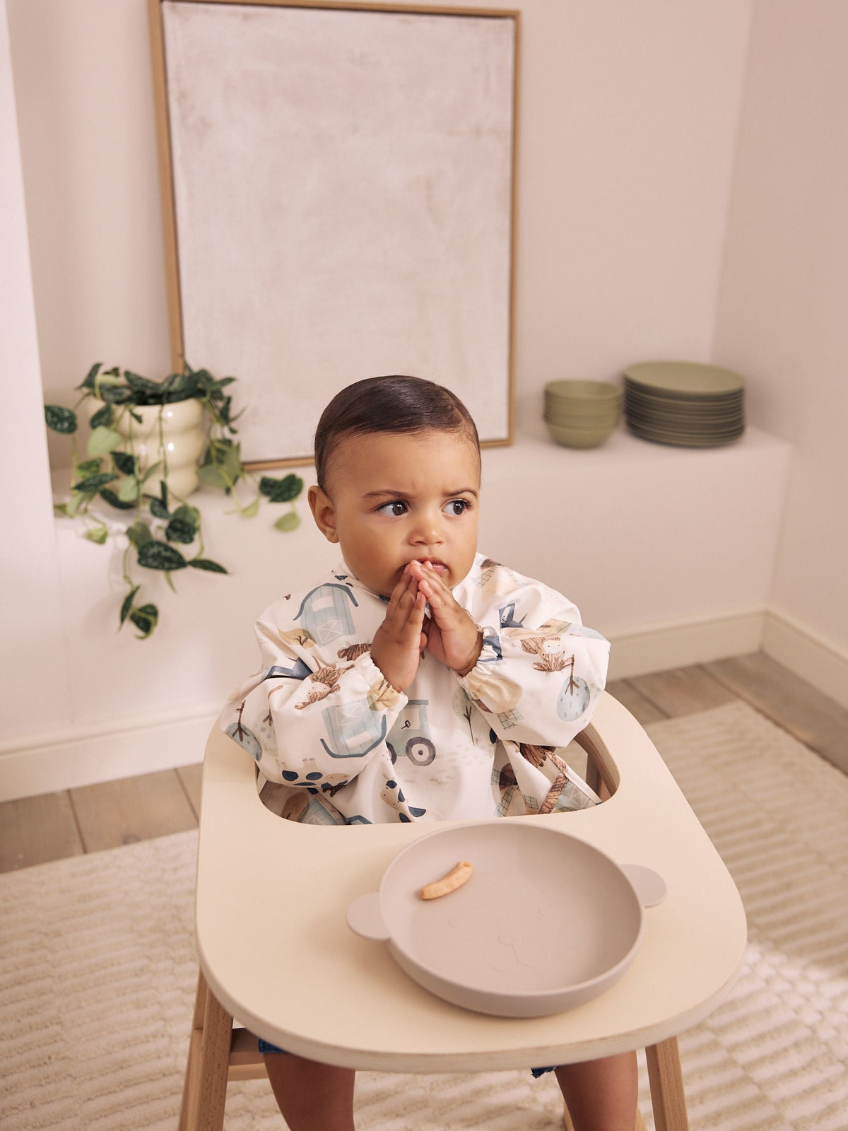 Hamish Weaning And Feeding Sleeved Bib