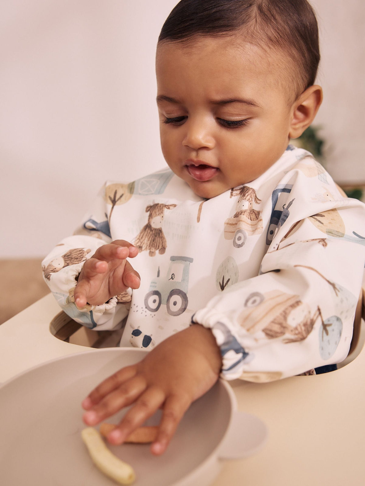 Hamish Weaning And Feeding Sleeved Bib
