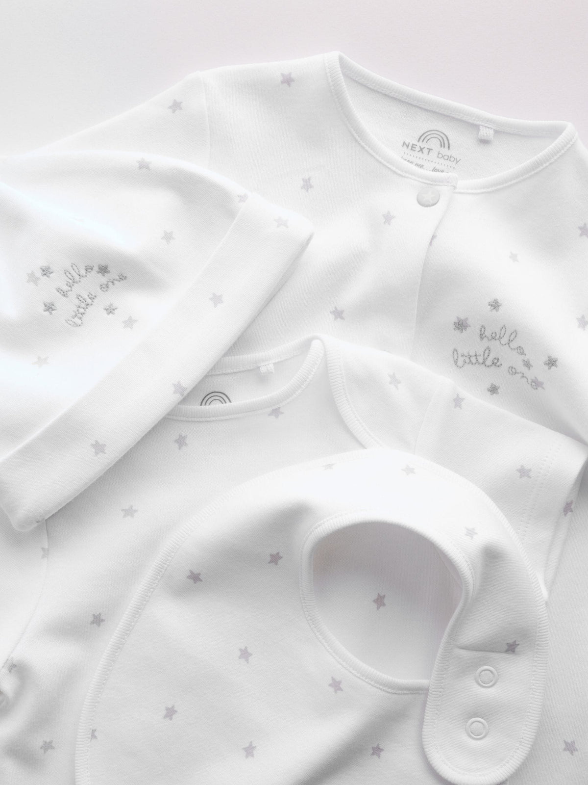 White Sleepsuit, Bodysuit, Hat and Bib Set 4 Piece (0-9mths)