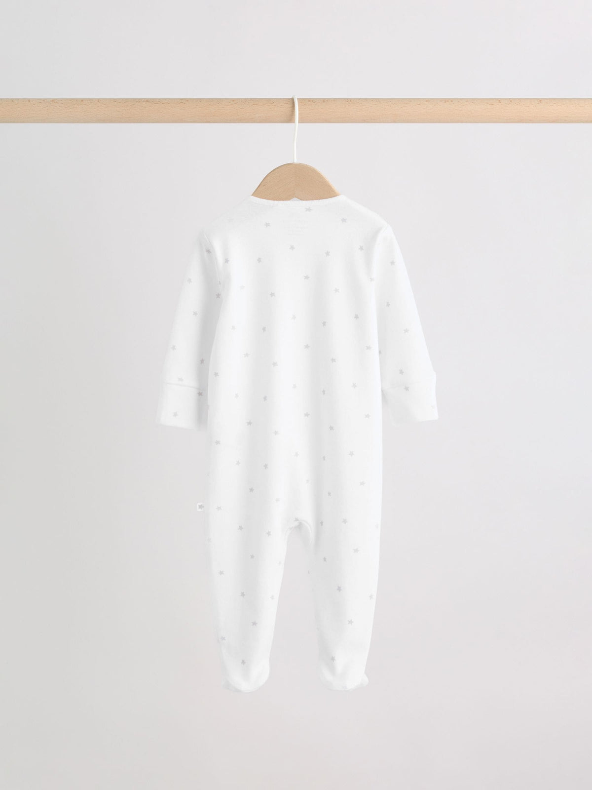 White Sleepsuit, Bodysuit, Hat and Bib Set 4 Piece (0-9mths)