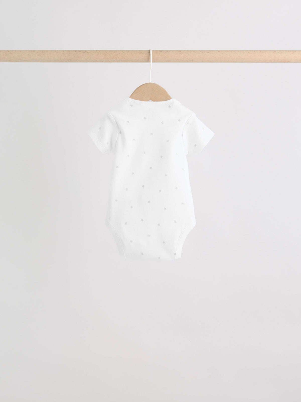 White Sleepsuit, Bodysuit, Hat and Bib Set 4 Piece (0-9mths)