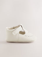 White Leather Baby T-Bar Shoes (0-24mths)