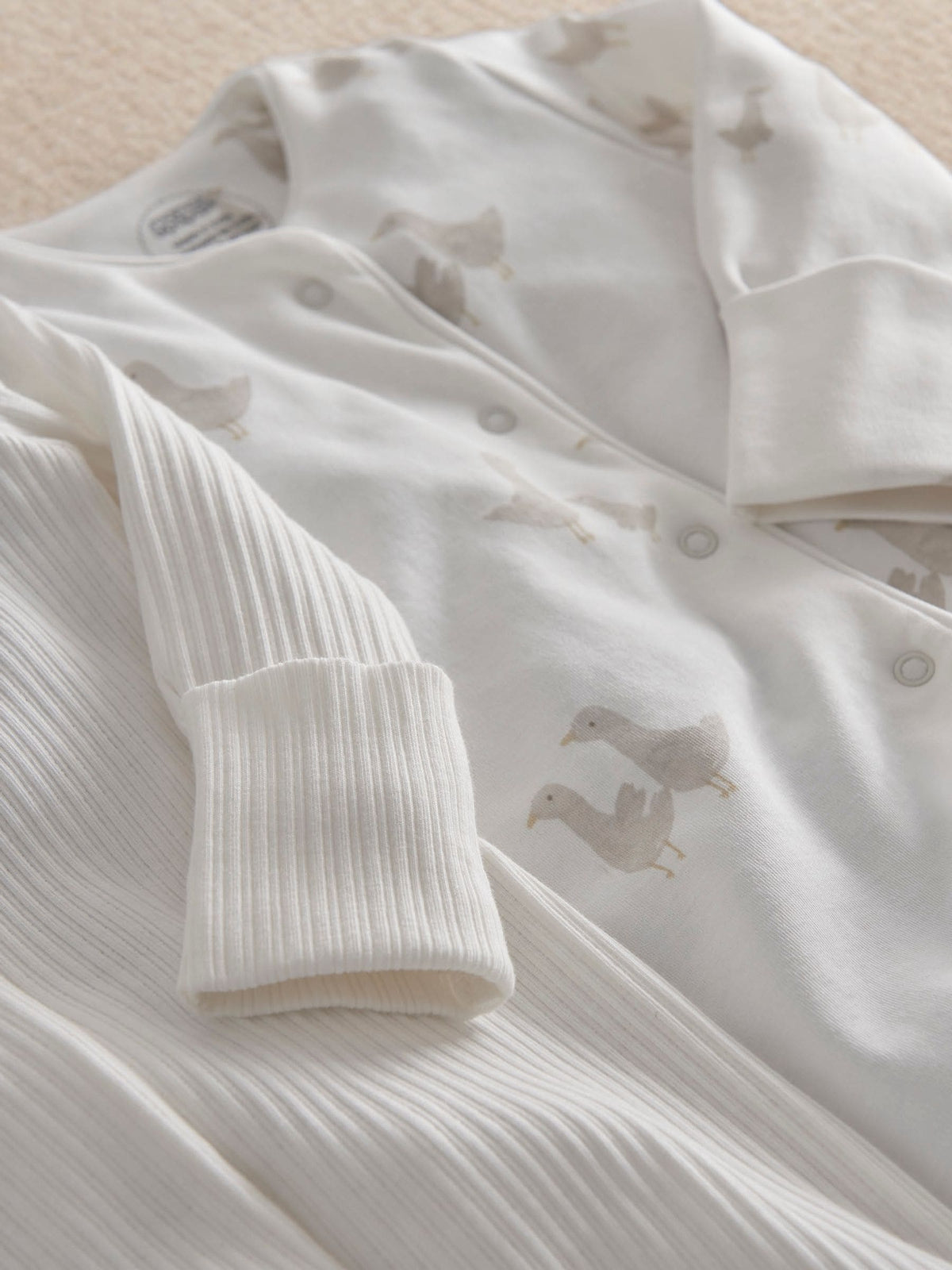 Mamas & Papas Grey Duck Print 5 Piece Newborn Set