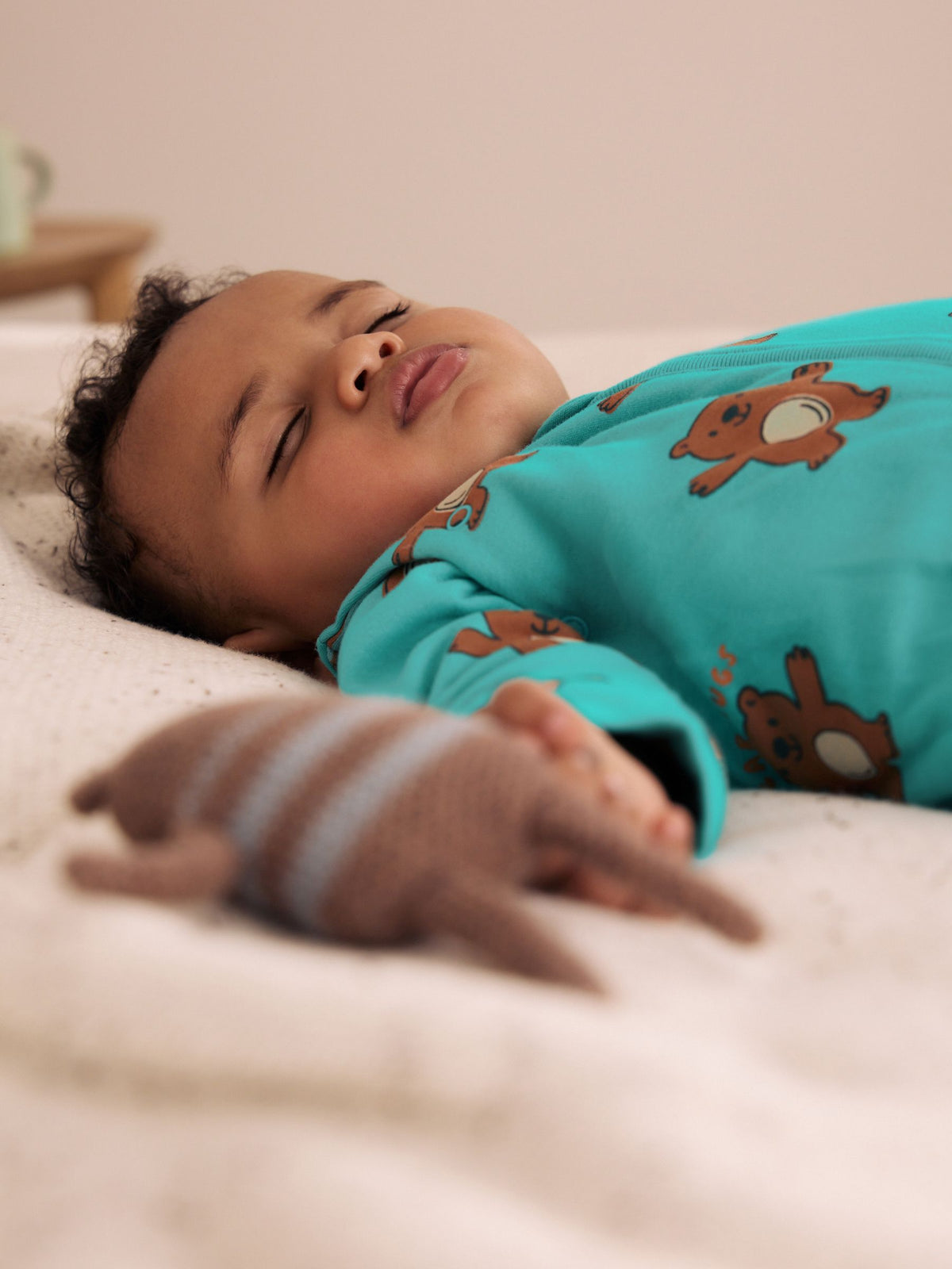 Green Bear Hugs 2.5 Tog Removable Sleeve Baby Sleep Bag