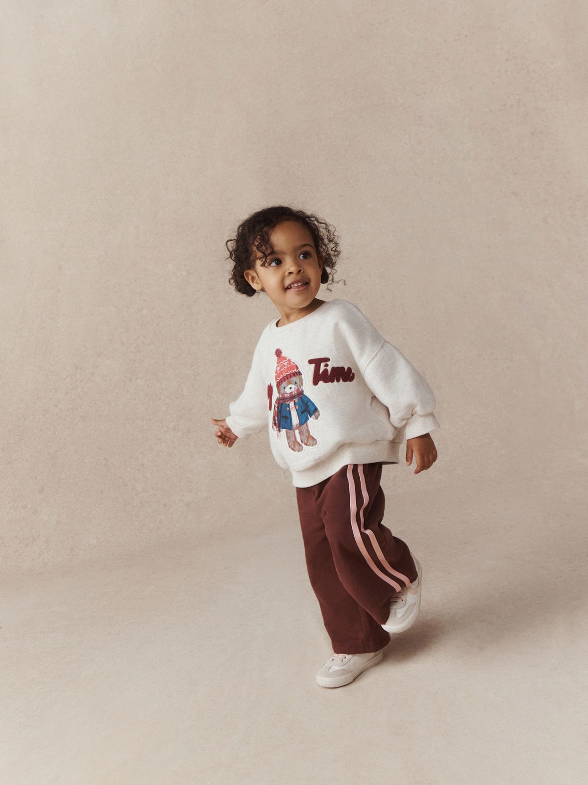 Cream Bear Crew Neck Sweatshirt (3mths-7yrs)