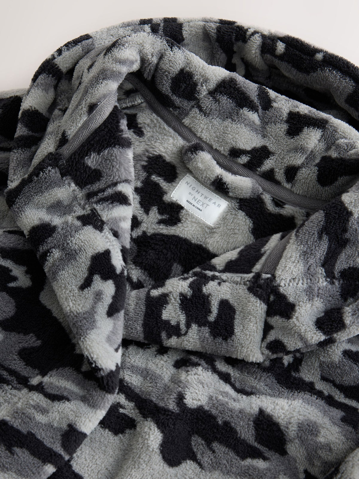 Grey Camo Robe (1.5-16yrs)