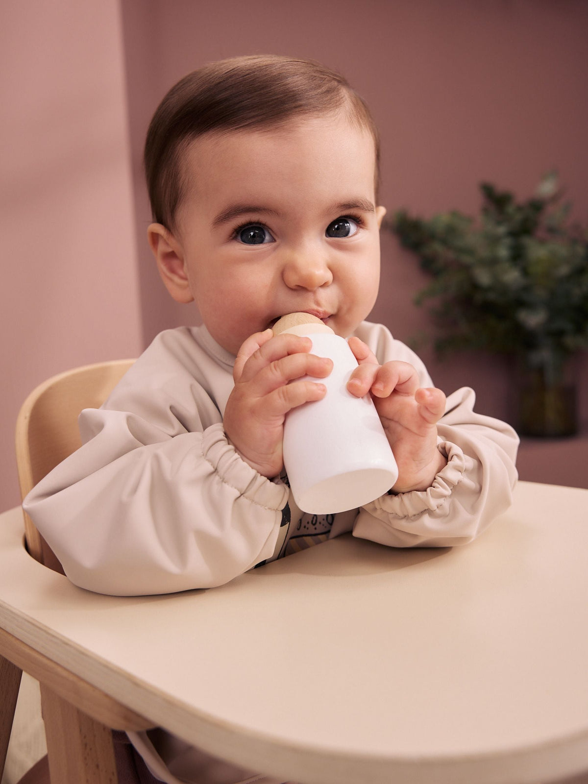Milk Club Weaning And Feeding Sleeved Bib