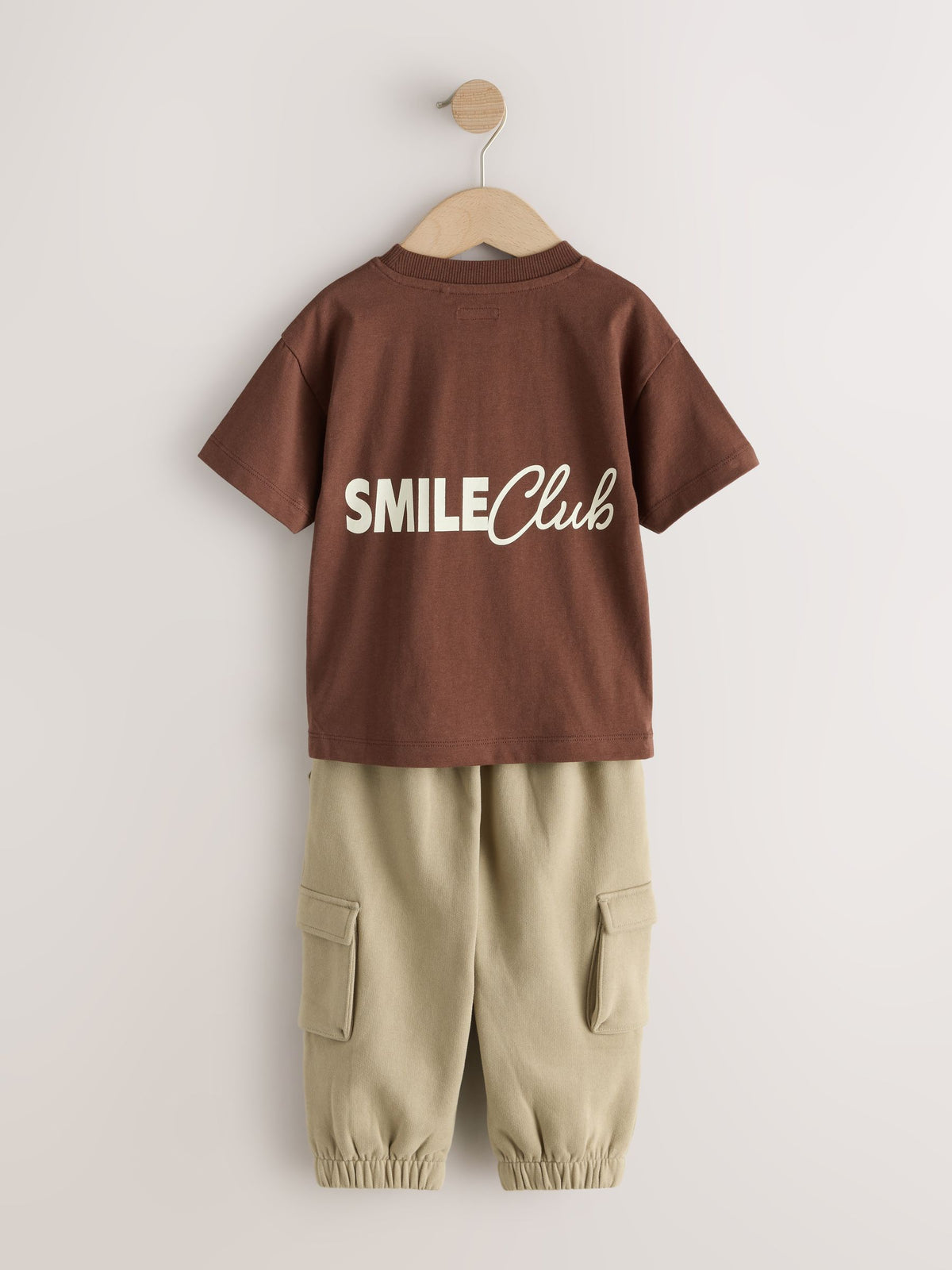 Brown/Cream T-Shirt & Joggers Set 4 Piece (3mths-7yrs)